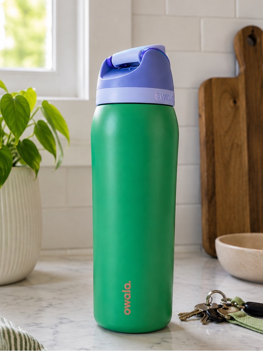 Owala 40 oz FreeSip Insulated Stainless Steel Water Bottle Green Machine